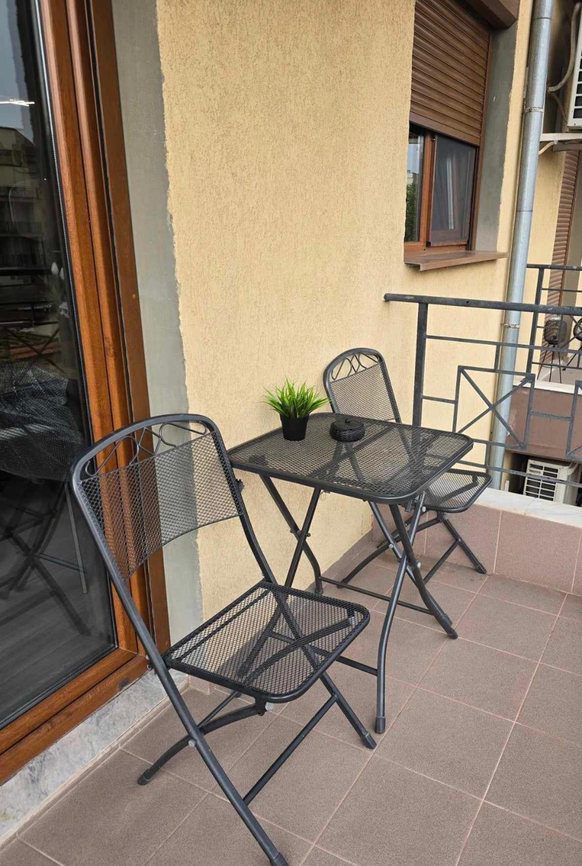 Luxury City Centre Appartment Iva Сливен Екстериор снимка